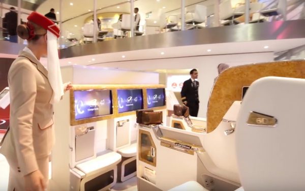 Emirates, First Class, Lounge, DXB,