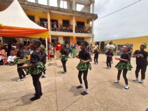 Mends Academy, Education