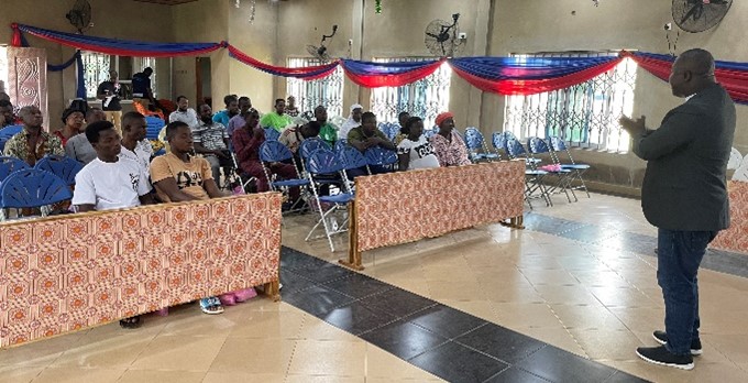 Cashew, Bono, Credit