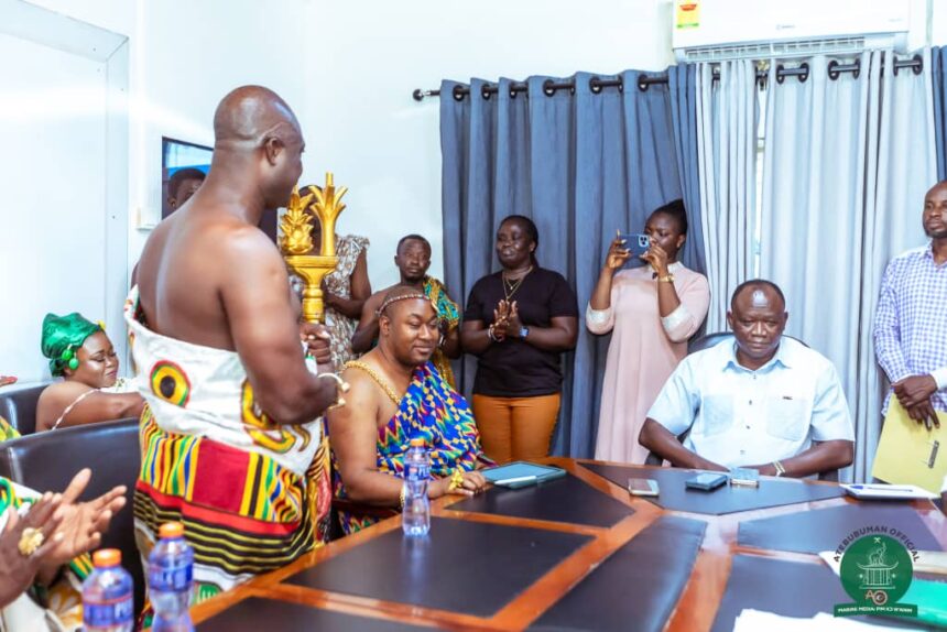 Atebubu, Paramount Chief, Metro Mass