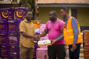 https://thecorporateguardian.com/media-boss-lady-victoria-foundation-support-flood-victims-in-ketu-south/